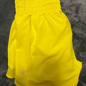 Lululemon Athletica Yellow Athletic Hotty Hot shorts Lightweight